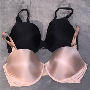Set of two VS bras 36DD